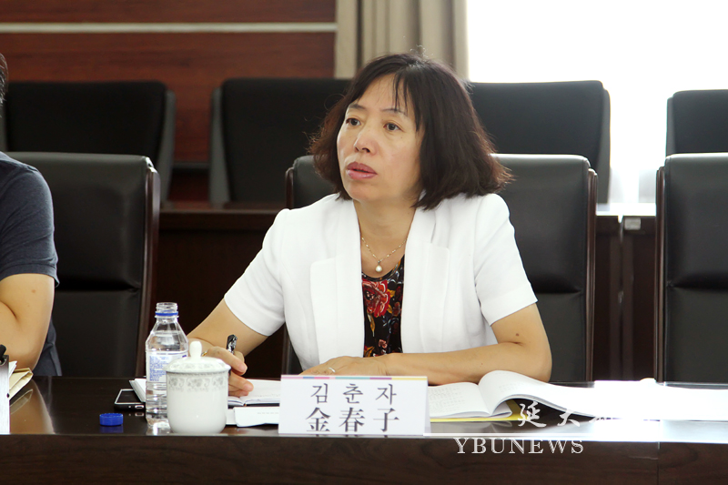 国家民委、省民委联合调研组一行我校调研指导工作
