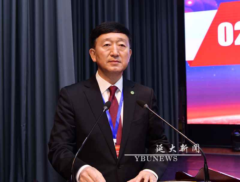 我校举行护理学院建院70周年庆典大会