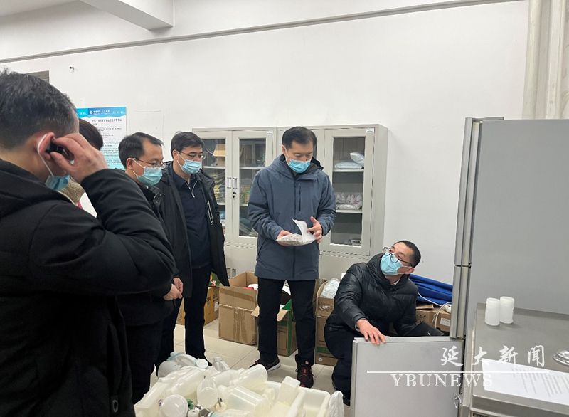 校领导带队开展校园封闭期间安全隐患排查
